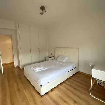 Bedrooms In Modern Almada
